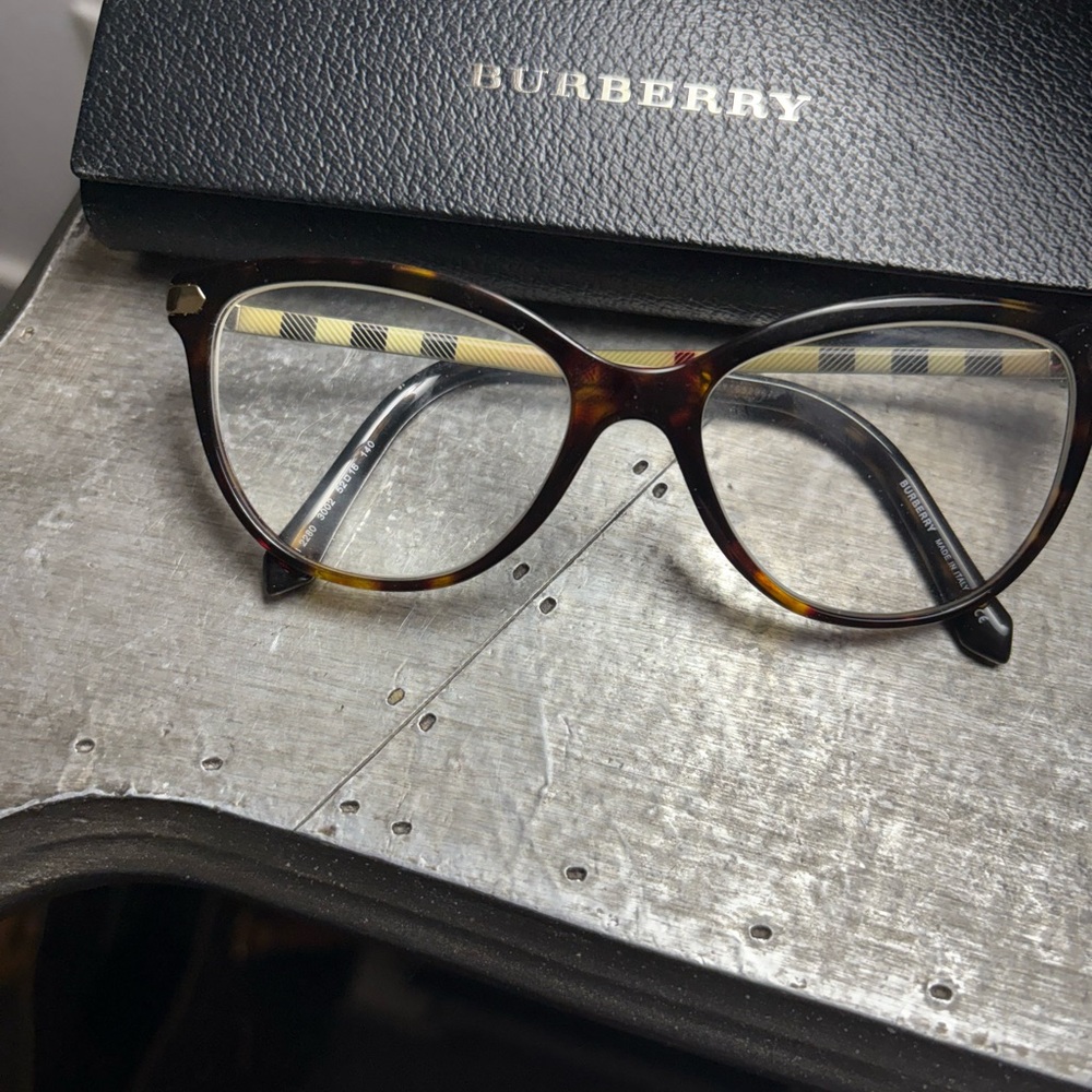 Burberry Tortoise Shell Eyewear